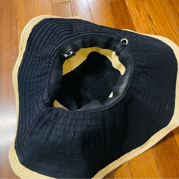 ⭐️ AUGUST Black and Tan Ribbon Bow Sun Hat - Picture 3 of 9